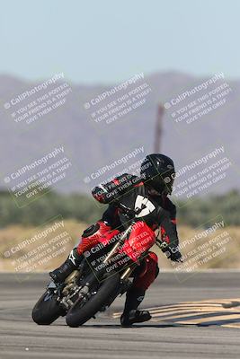 media/Oct-13-2025-Moto Forza (Mon) [[a66d839500]]/4-C Group/Session 3 (Turn 16)/